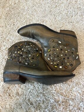 Lucky Brand Olive Green Leather Embellished Studded Western Boots Booties 10 US